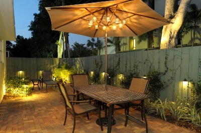 Paradise Vacation Suites - Deck at Night