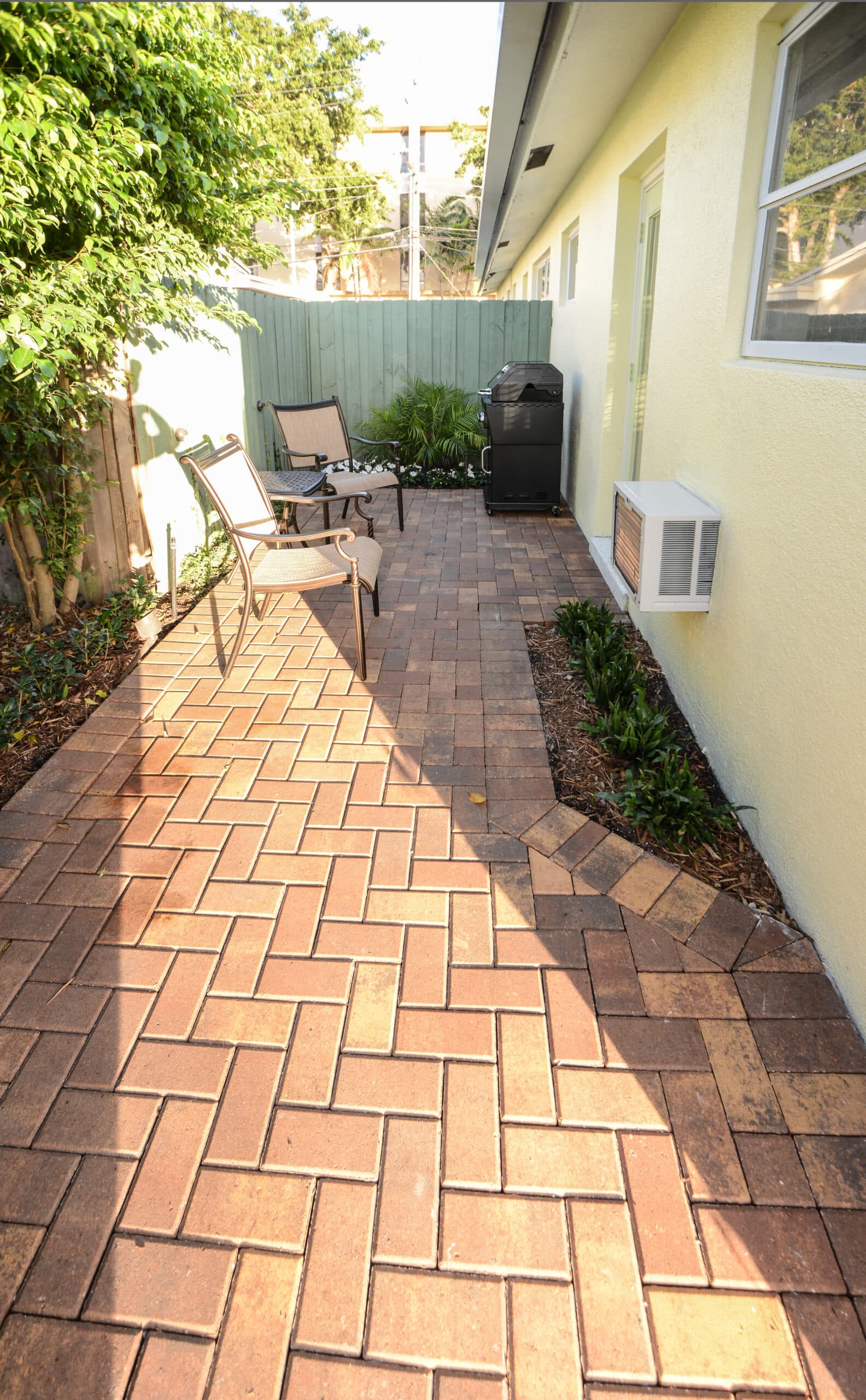 Paradise Vacation Suites - Terrace