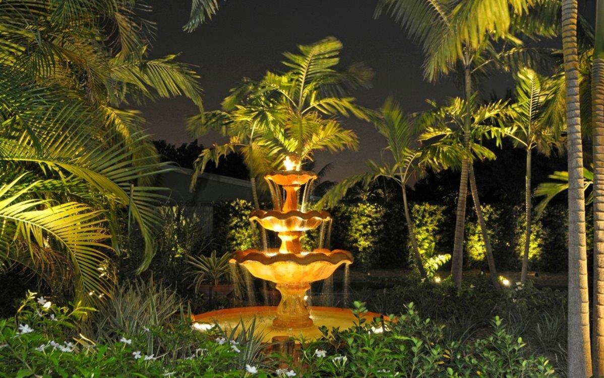Paradise Vacation Suites - Tropical Gardens