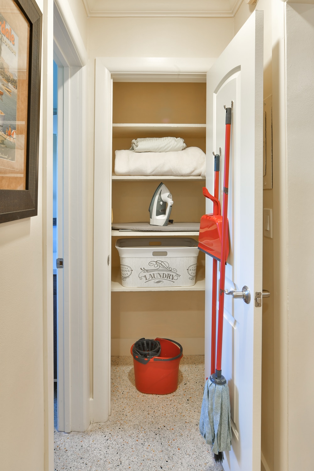 Paradise Vacation Suites - Storage Utility Room