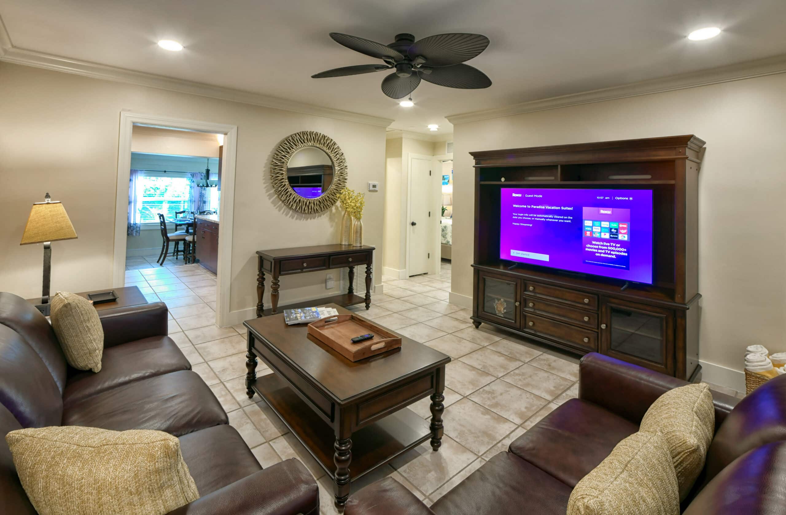 Paradise Vacation Suites - Living Room